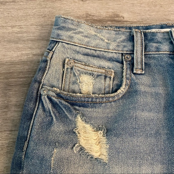 Lovers & Friends distressed denim skirt - Picture 2 of 10